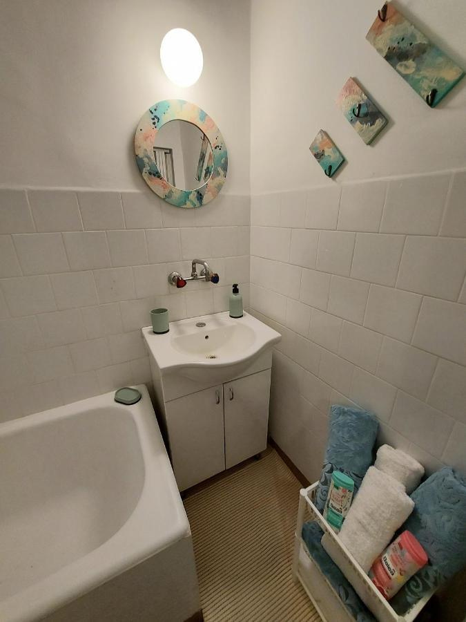 Cozy apartment in Kikinda Buitenkant foto